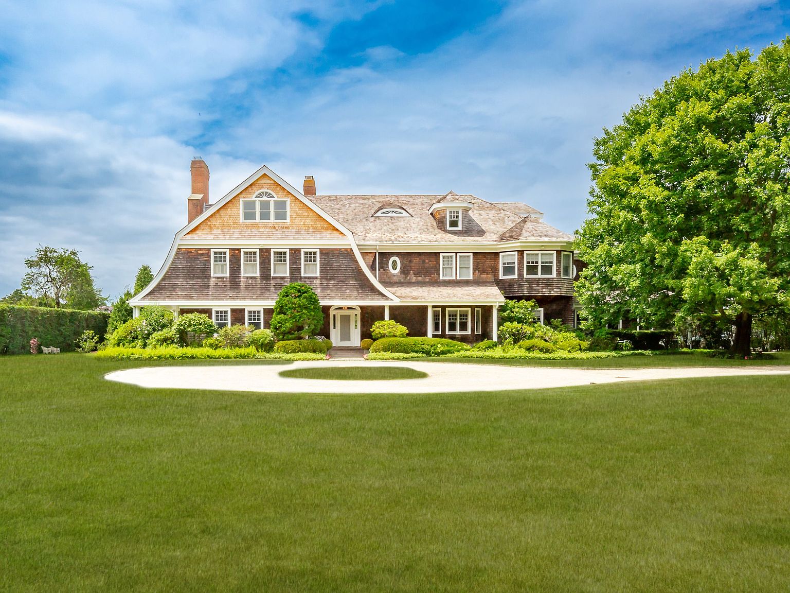 451 First Neck Ln, Southampton, NY 11968 | Zillow