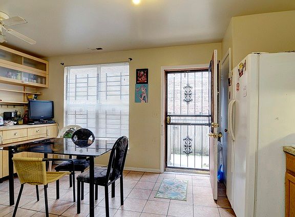 5th image of 5041 N Kenmore Ave