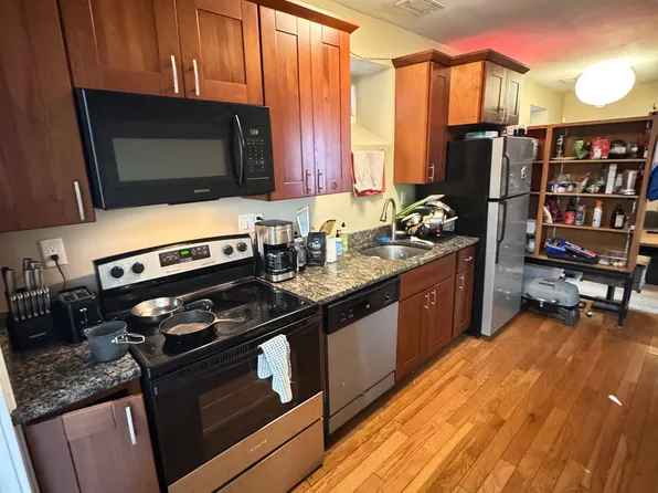 61 Wait St, Roxbury Crossing, MA