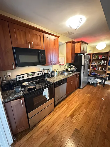 61 Wait St #1A Photo 1