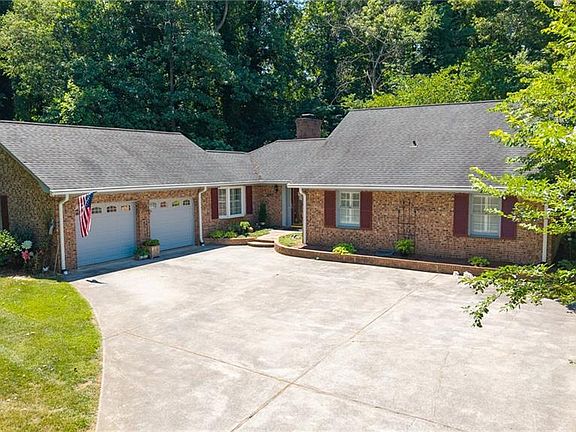 4th image of 4130 Yadkinville Rd