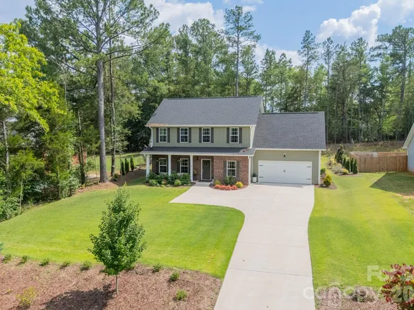 1977 Charles Ave, Lancaster, SC 29720