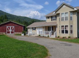 121 Bradley Rd, Franklin, NC 28734