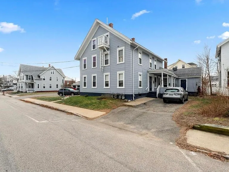 28 Lincoln St #A — Photo 1