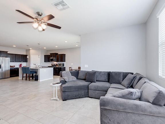 2nd image of 37390 N Yellowstone Dr