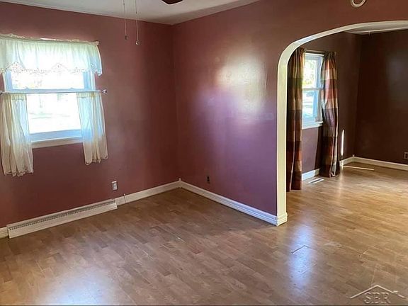 2nd image of 807 S Bates St