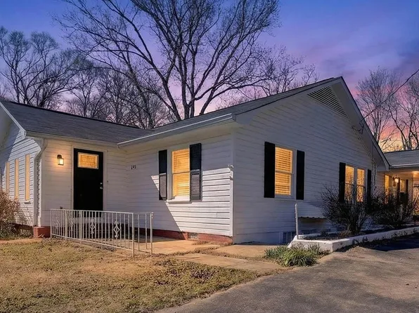 295 Oxford St, Heflin, AL 36264