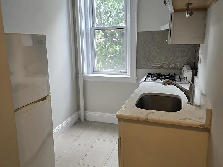 1185 Commonwealth Ave #6 — Photo 13