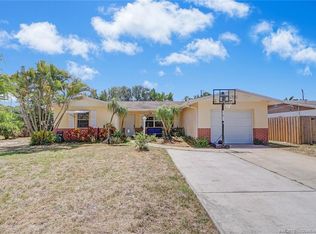 1686 SE 10th St, Stuart, FL 34996