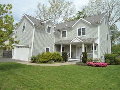 9 S End Ct, Old Greenwich, CT, 06870
