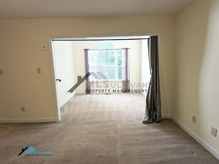 419 Summerwalk Cir — Photo 13