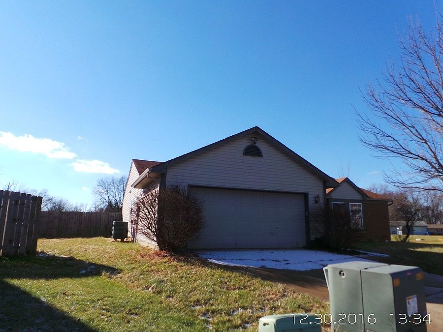 2nd image of 11229 Bradford Trace Ct