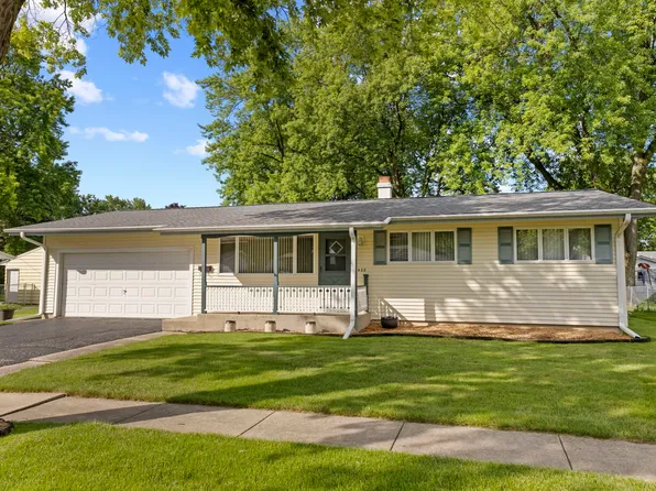 1438 Hulmes Dr, Dekalb, IL 60115