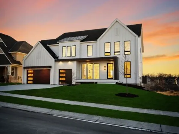 Magnolia Plan, Carlson Bluffs