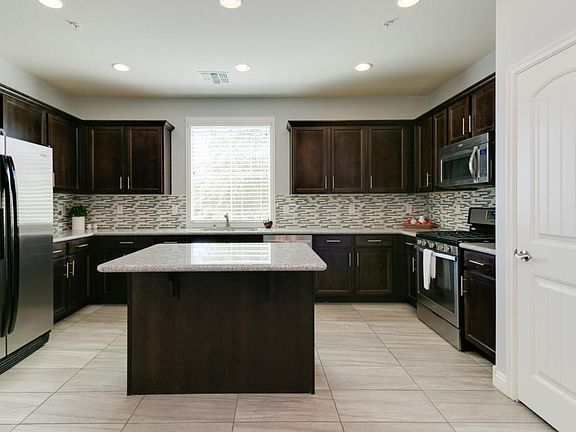 2nd image of 20871 W Maiden Ln