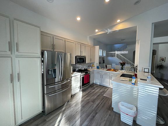3rd image of 27749 Coldsprings Pl