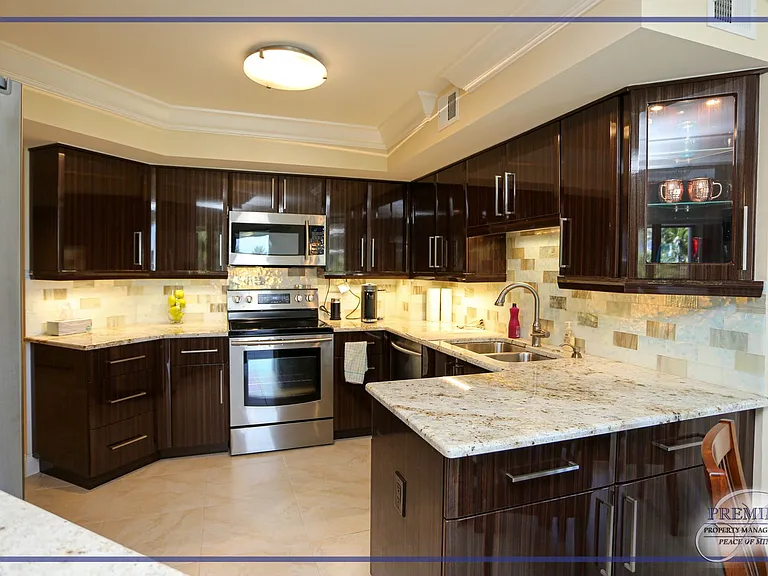 4551 Gulf Shore Blvd N #301 — Photo 8