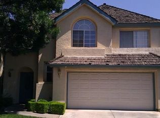 2975 W Pembrook Loop, Fresno, CA