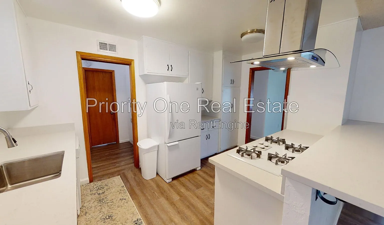 3 bed, 2.0 bath, 1200 sqft, $4,200 — Photo 4