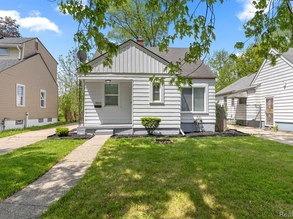 9213 Stout St, Detroit, MI 48228