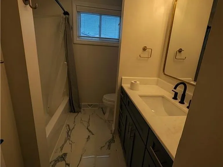 8645 Courtland Dr — Photo 12