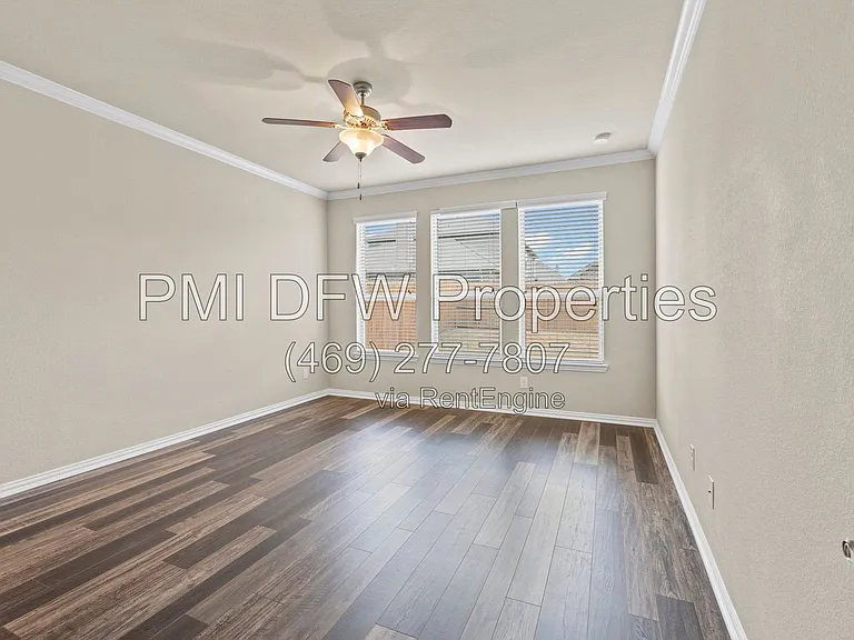 1624 Medina Ln — Photo 15