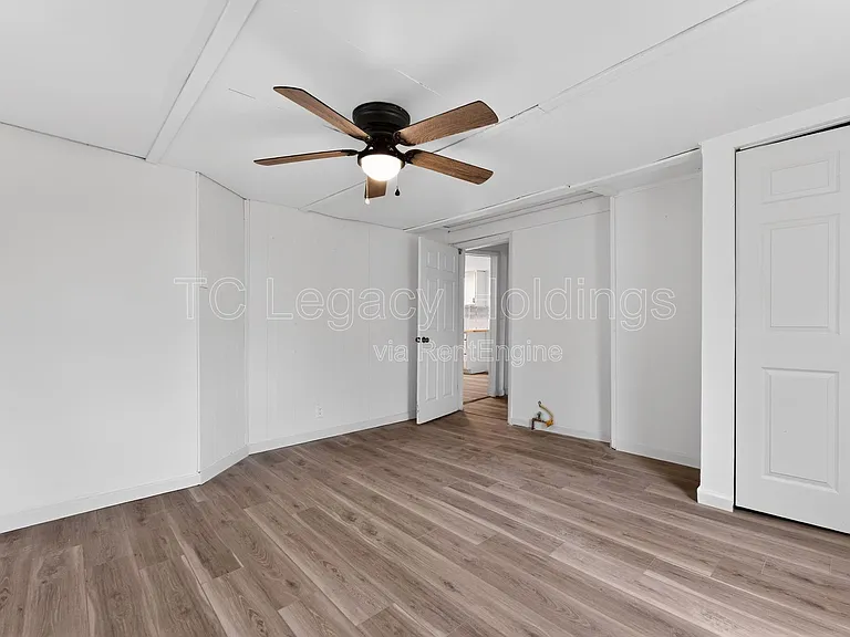 44 Holbert Ave — Photo 28