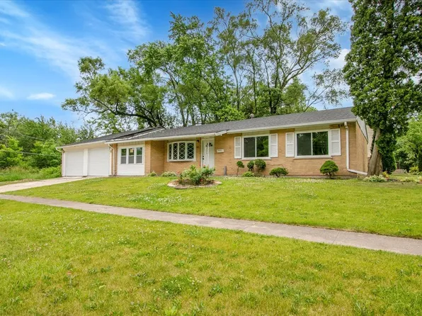 549 Allen Ln, University Park, IL 60484