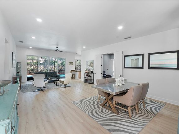 4th image of 4511 NW 49th Court