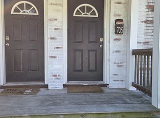 705 W 2nd Ave, Franklin, VA 23851