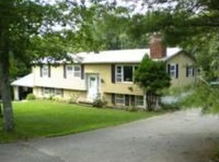 31 Hutchinson Dr, Boothbay Harbor, ME 04538