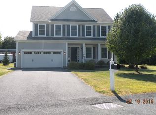 1 Antoinette Ln, Colonie, NY 12205