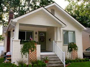 616 S Edgeworth Ave, Royal Oak, MI 48067
