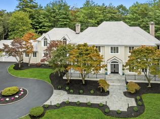 10 Cooper Rd, Scarsdale, NY 10583