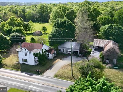 566 Hunterstown Rd, Gettysburg, PA, 17325