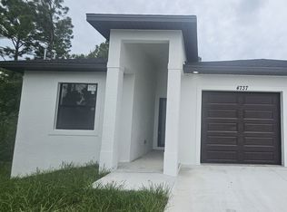 4737 14th St SW #1, Lehigh Acres, FL 33973