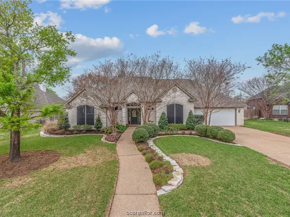 4604 Park Hollow Cir, Bryan, TX 77802