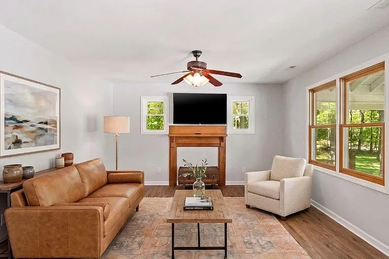 5801 Lindenwood Dr — Photo 19