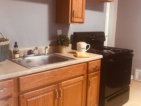 3rd image of 6624 Torlina Dr