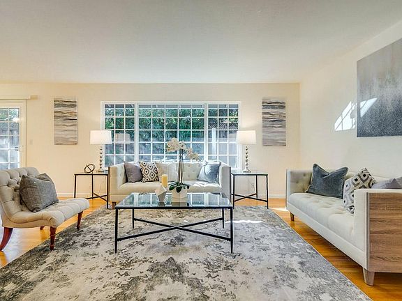 4th image of 21524 Conradia Ct