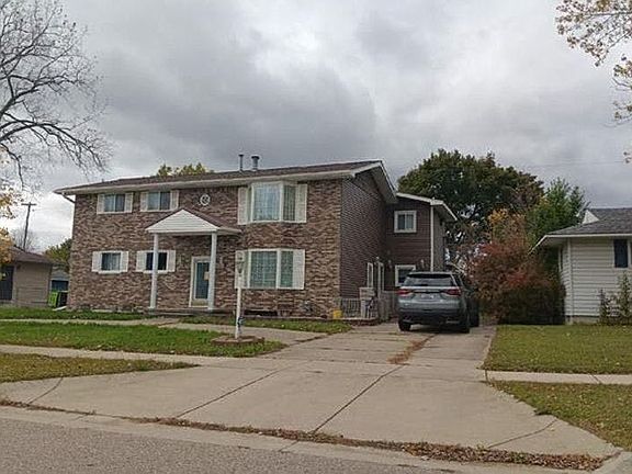 2nd image of 5356 Worchester Dr