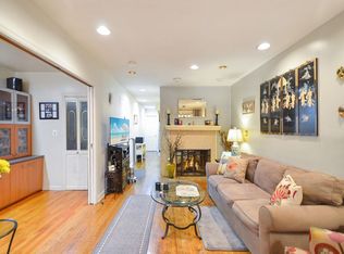 222 E 24th St APT 1, New York, NY 10010
