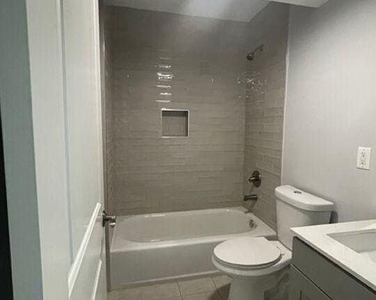 5th image of 5651 Tilden Ave #5651