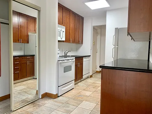 Rented by Corcoran | media 11