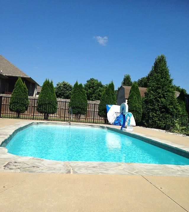 2nd image of 1734 Timber Ln
