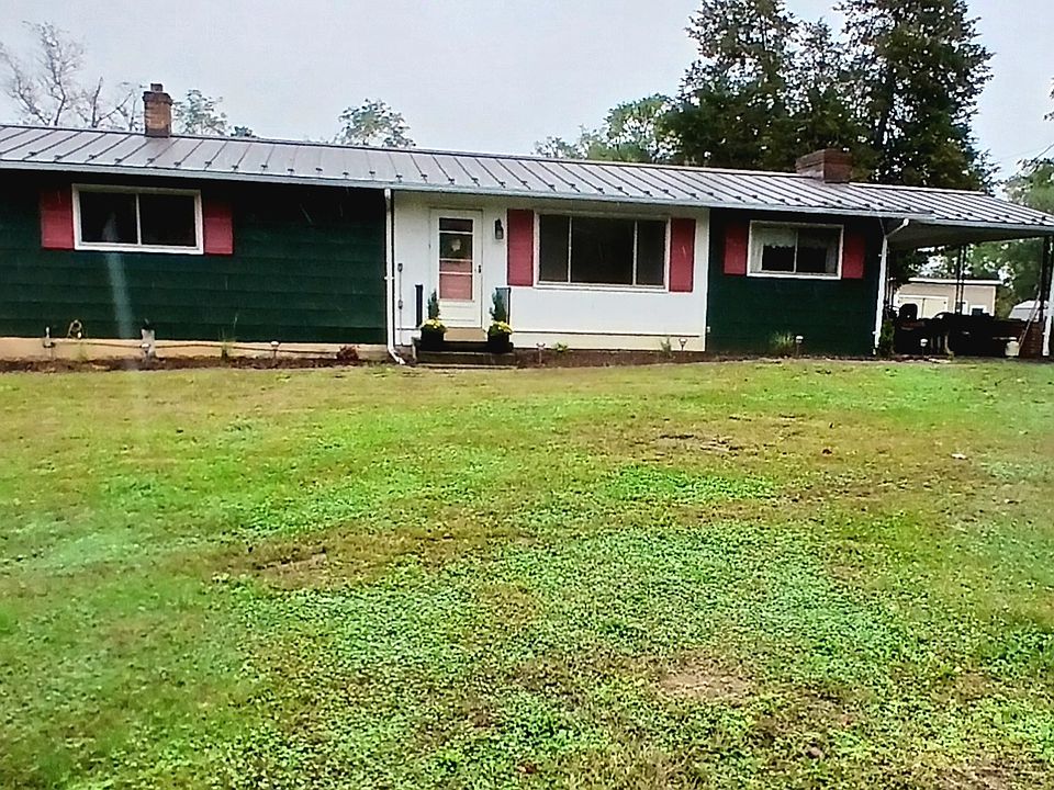 1st image of 135 Young Valley Ln
