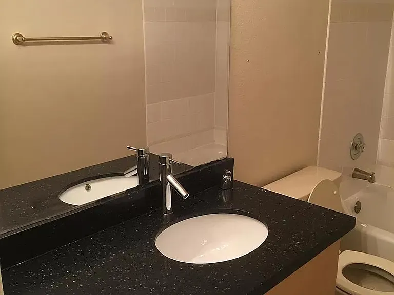 10424 NE 32nd Pl #C303 — Photo 9
