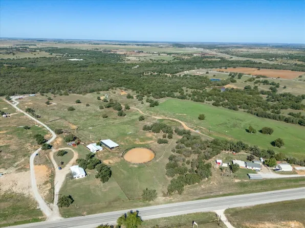 2886 State Highway 59 N, Bowie, TX 76230