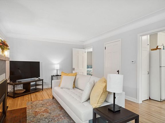 5th image of 4116 Utica Ave S