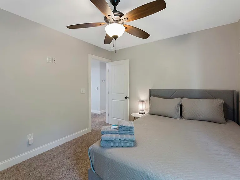 8425 Hobhouse Cir — Photo 46